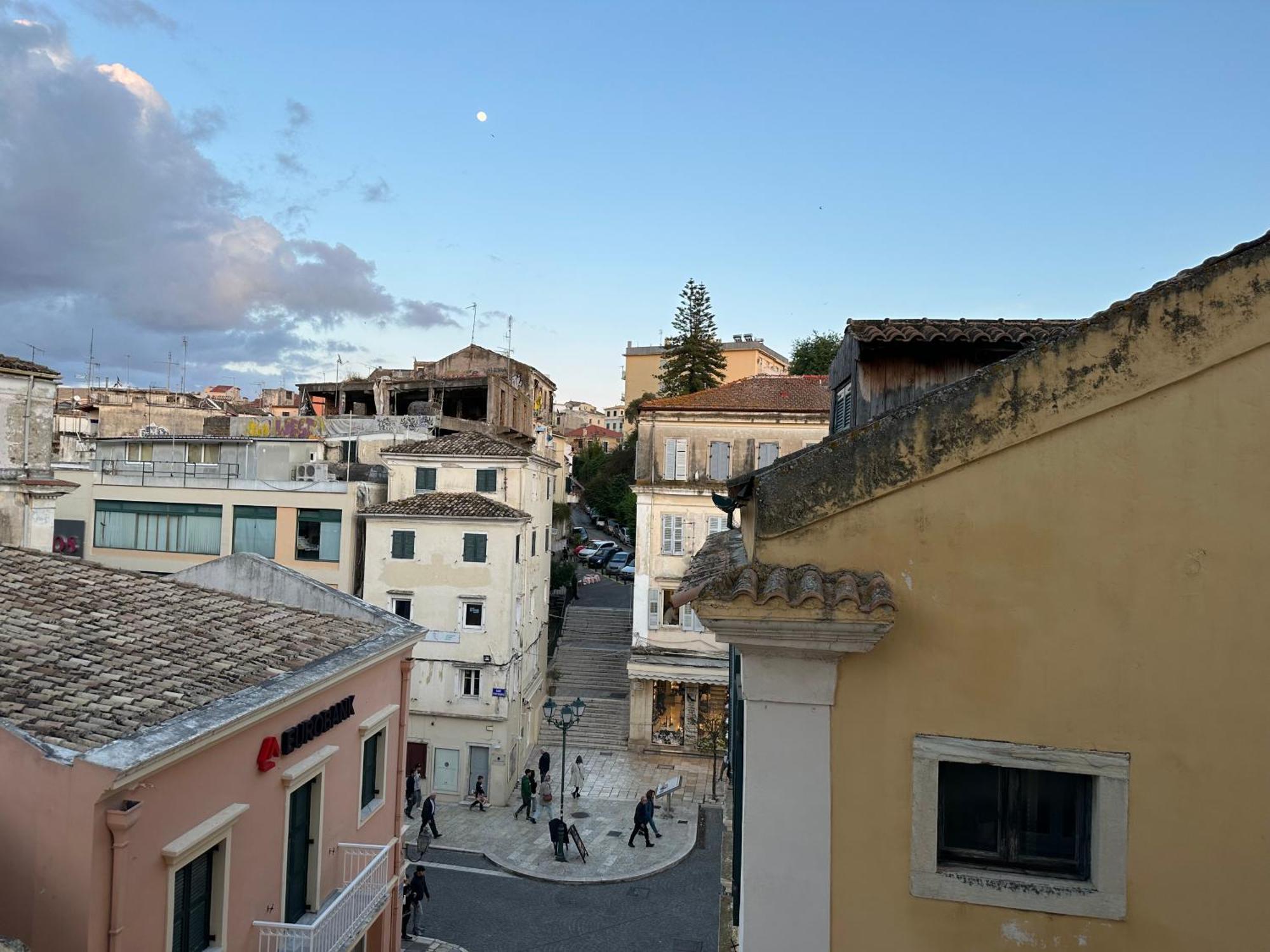 Апартаменты Semeli Old Town Corfu Retreat With Amazing Views Экстерьер фото