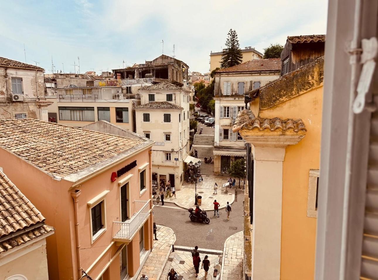 Апартаменты Semeli Old Town Corfu Retreat With Amazing Views Экстерьер фото